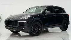 Zwart Gebruikt 2015 Porsche Cayenne Platinum Edition SUV | € 26.900 (Eerlijke prijs)