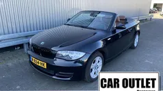 Zwart, metallic lak Gebruikt 2009 BMW 118 Cabriolet Cabriolet | € 7.950 (Eerlijke prijs)