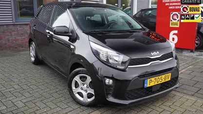 Zwart Gebruikt 2022 Kia Picanto Comfort Hatchback | € 12.445 (Eerlijke prijs)