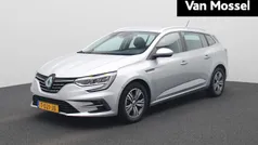 Highlandgrijs kqa Gebruikt 2023 Renault Mégane GrandTour Equilibre Stationwagen | € 21.925 (Eerlijke prijs)