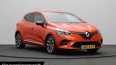 Gebruikt 2023 Renault Clio V Techno Hatchback | € 18.440 (Eerlijke prijs)