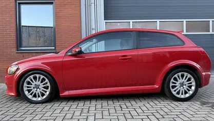 Rood Occasion 2006 Volvo C30 Momentum Hatchback | € 2.950 (Super prijs)