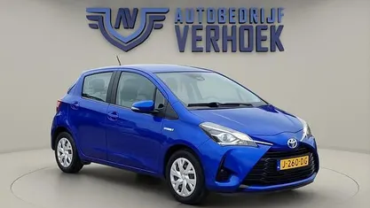 Blauw Gebruikt 2020 Toyota Yaris Active Hatchback | € 16.900 (Goede deal)