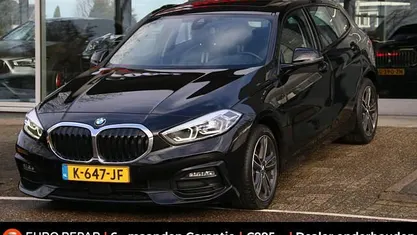 Occasion BMW 118 Executive 136 PK (100 kW) 2021 Zwart Hatchback