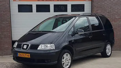 Zwart Gebruikt 2009 Seat Alhambra MPV | € 2.995 (Eerlijke prijs)