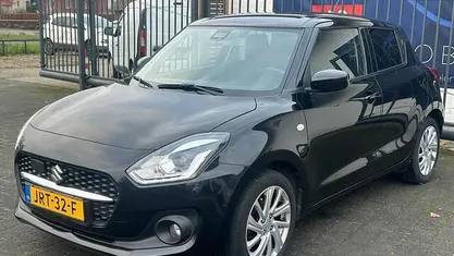 Gebruikt 2023 Suzuki Swift Hatchback | € 16.488 (Eerlijke prijs)