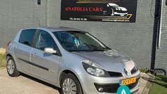 Grijs Gebruikt 2007 Renault Clio II Rip Curl Hatchback | € 1.590 (Goede deal)