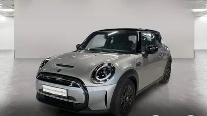 Occasion Mini Cooper SE Classic 135 kW (184 PK) 2023 Zilver Hatchback