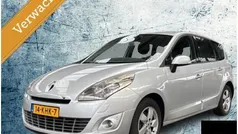 Gebruikt 2009 Renault Scénic III Dynamique MPV | € 2.950 (Eerlijke prijs)