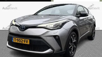 Gebruikt 2022 Toyota C-HR Style SUV | € 22.950 (Super prijs)