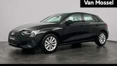 Zwart Gebruikt 2022 Audi A3 Sportback Advanced Hatchback | € 24.945 (Eerlijke prijs)