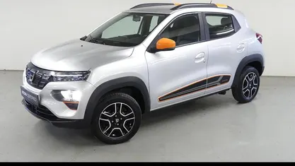 Occasion Dacia Spring Comfort Plus 33 kW (45 PK) 2022 Grijs Hatchback