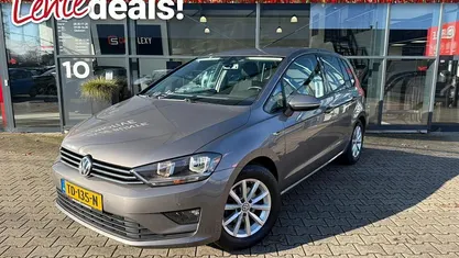 Occasion VW Golf Sportsvan Highline 2018 Grijs MPV