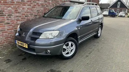 Gebruikt 2009 Mitsubishi Outlander Invite+ SUV | € 2.500 (Eerlijke prijs)