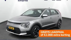 Grijs Gebruikt 2024 Kia e-Niro Light SUV | € 36.950 (Eerlijke prijs)