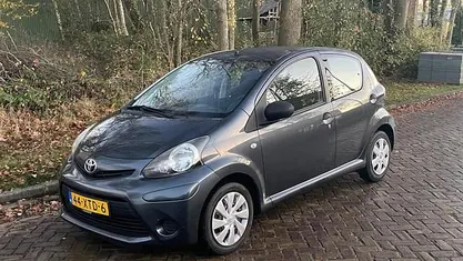 Occasion Toyota Aygo Comfort 68 PK (50 kW) 2012 Grijs Hatchback