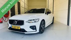 Wit Gebruikt 2020 Volvo S60 R-Design Sedan | € 26.490 (Eerlijke prijs)