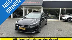 Zwart Gebruikt 2022 Kia Ceed Sportswagon Stationwagen | € 17.450 (Goede deal)