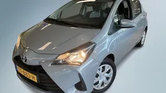 Grijs Gebruikt 2018 Toyota Yaris Comfort Hatchback | € 10.950 (Eerlijke prijs)