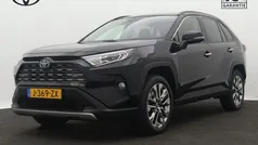 Zwart Gebruikt 2020 Toyota RAV4 Hybrid Executive SUV | € 33.945 (Eerlijke prijs)