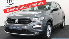 Grijs Gebruikt 2020 VW T-Roc Business SUV | € 24.950 (Eerlijke prijs)