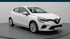 Gebruikt 2020 Renault Clio V Intens Hatchback | € 12.490 (Eerlijke prijs)