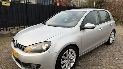 Gebruikt 2010 VW Golf VI Highline Hatchback | € 3.950 (Goede deal)