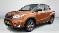 Oranje Gebruikt 2017 Suzuki Vitara Exclusive SUV | € 13.950 (Eerlijke prijs)