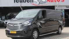 Zwart Gebruikt 2015 Opel Vivaro Sport MPV | € 8.995 (Eerlijke prijs)