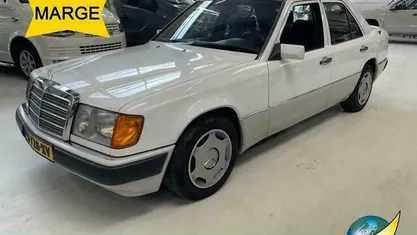 Occasion Mercedes E200 118 PK (86 kW) 1990 Sedan