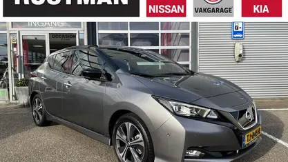 Occasion Nissan Leaf Tekna 110 kW (150 PK) 2018 Grijs Hatchback
