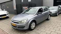Gebruikt 2006 Opel Astra Essentia Hatchback | € 2.499 (Eerlijke prijs)