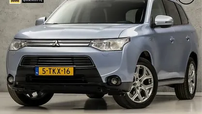 Occasion Mitsubishi Outlander Instyle 203 PK (149 kW) 2014 Blauw SUV