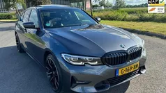 Gebruikt 2020 BMW 330 Sport Line Sedan | € 33.950 (Eerlijke prijs)