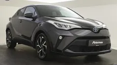 Grijs, metallic lak Gebruikt 2021 Toyota C-HR SUV | € 22.899 (Eerlijke prijs)