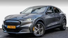 Grijs Gebruikt 2021 Ford Mustang Mach-E SUV | € 22.850 (Eerlijke prijs)