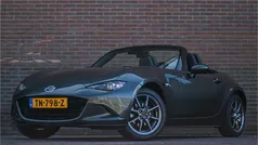 Grijs, metallic lak Gebruikt 2018 Mazda MX5 Cabriolet | € 22.950 (Eerlijke prijs)