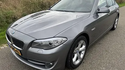 Grijs Gebruikt 2013 BMW 520 Executive Sedan | € 12.450 (Eerlijke prijs)