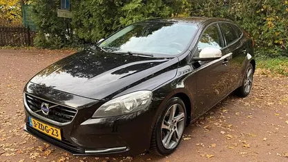 Occasion 2014 Volvo V40 Momentum Hatchback | € 5.895 (Goede deal)