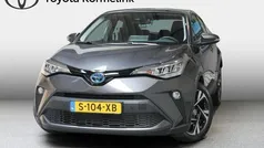 Gebruikt 2023 Toyota C-HR SUV | € 33.950 (Eerlijke prijs)