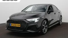 Zwart Gebruikt 2021 Audi A3 S-Line Sedan | € 24.900 (Eerlijke prijs)