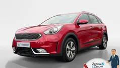 Rood Gebruikt 2018 Kia Niro SUV | € 18.430 (Eerlijke prijs)