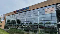 Grijs Gebruikt 2023 Citroën C5 X Feel Stationwagen | € 23.945 (Eerlijke prijs)