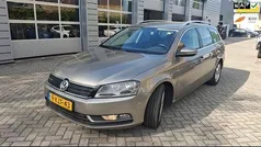 Bruin Gebruikt 2013 VW Passat Edition Stationwagen | € 4.950 (Eerlijke prijs)