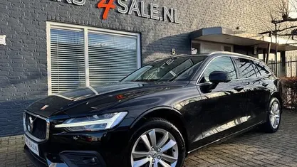 Occasion 2021 Volvo V60 Momentum Stationwagen | € 22.750 (Eerlijke prijs)