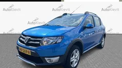 Blauw Gebruikt 2016 Dacia Sandero Lauréate Hatchback | € 8.950 (Eerlijke prijs)