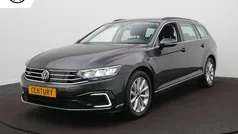 Grijs Gebruikt 2022 VW Passat Business Stationwagen | € 25.900 (Eerlijke prijs)