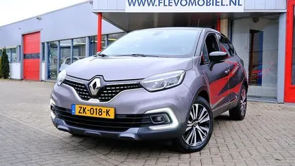 Occasion Renault Captur Initiale Paris 150 PK (110 kW) 2019 Grijs (metallic) SUV