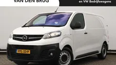 Wit Gebruikt 2022 Opel Vivaro-e Combi Innovation Van | € 19.800 (Eerlijke prijs)