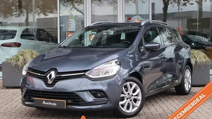 Grijs Gebruikt 2019 Renault Clio GrandTour Intens Stationwagen | € 10.500 (Eerlijke prijs)